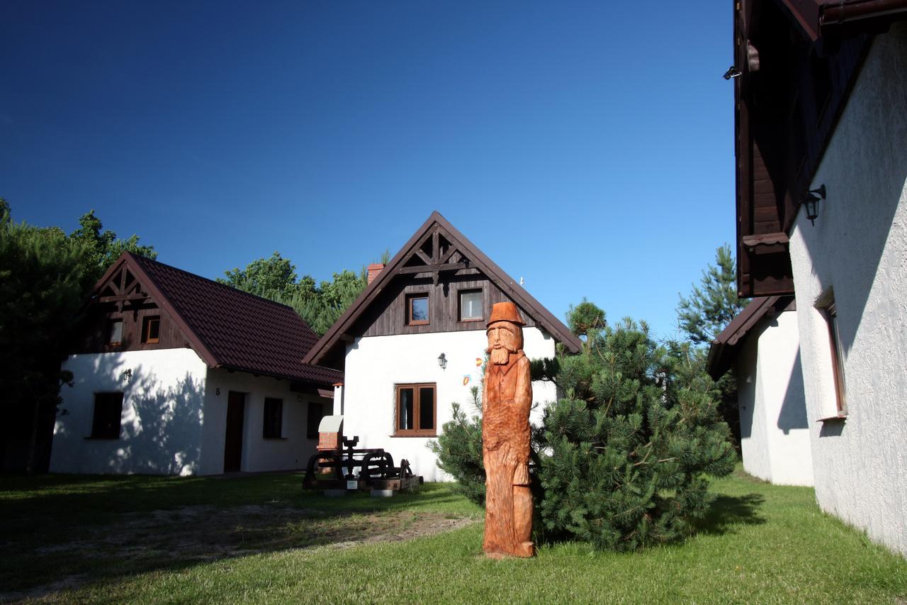 Villa Osada Pod Czerwonym Debem - Czarny Mlyn à Jastrzębia Góra Extérieur photo