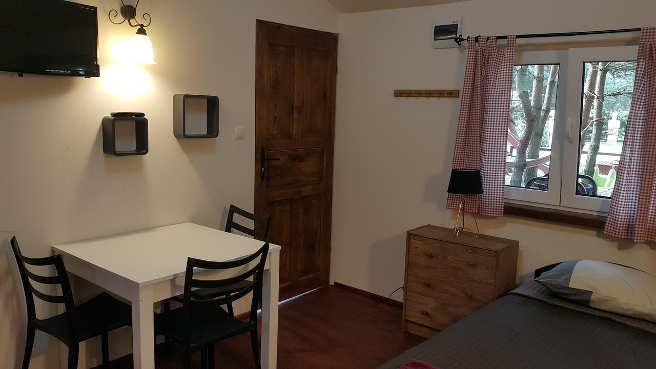 Villa Osada Pod Czerwonym Debem - Czarny Mlyn à Jastrzębia Góra Extérieur photo