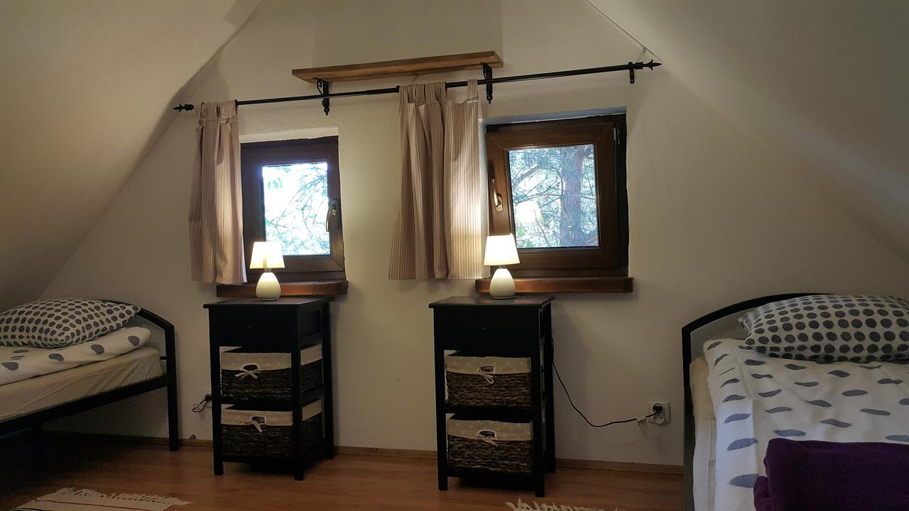 Villa Osada Pod Czerwonym Debem - Czarny Mlyn à Jastrzębia Góra Extérieur photo