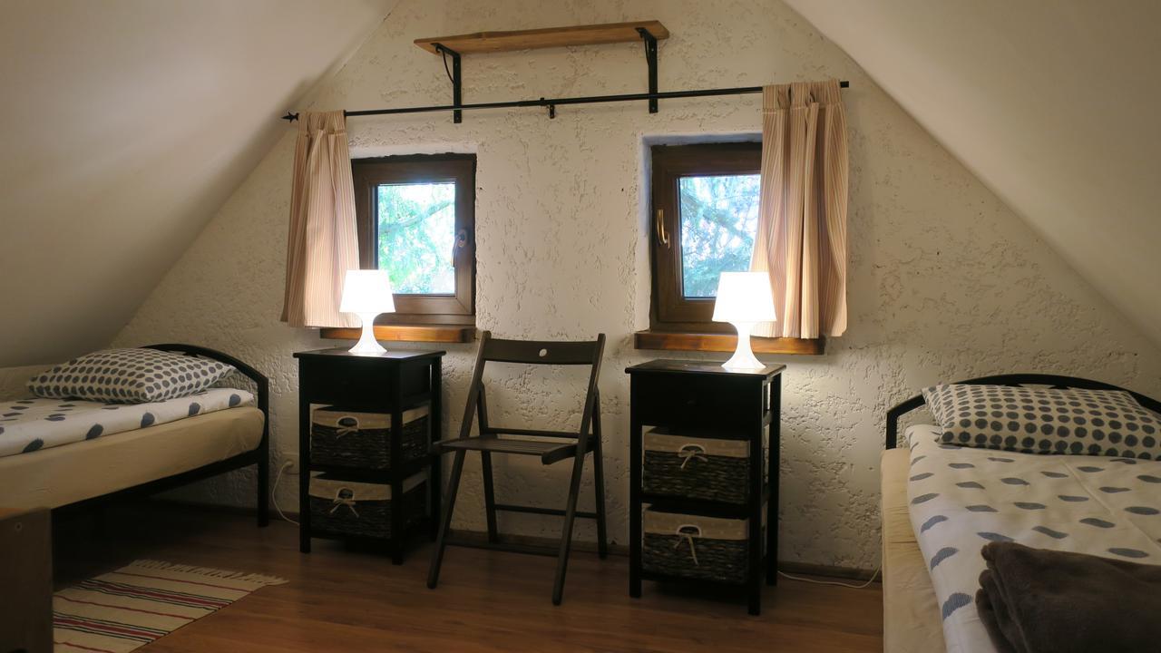 Villa Osada Pod Czerwonym Debem - Czarny Mlyn à Jastrzębia Góra Extérieur photo